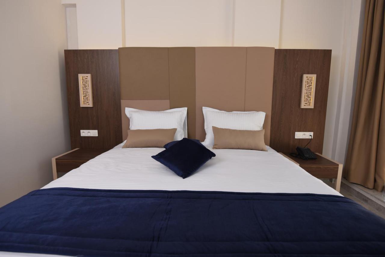 Hotel Lescure Business And Spa Megrine エクステリア 写真
